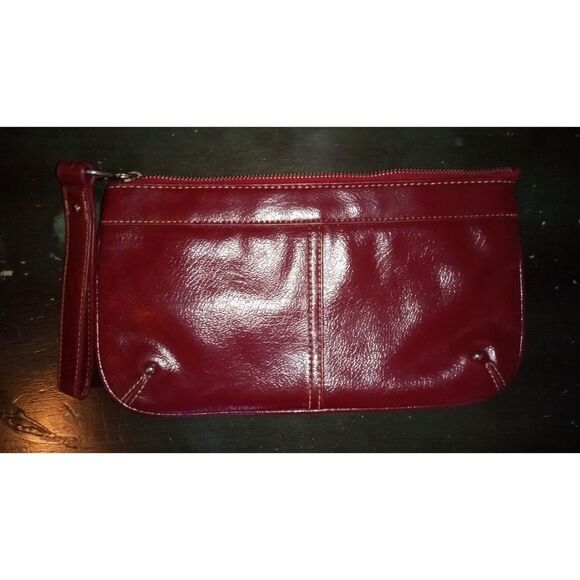 Limited Edition Burgundy clutch wristlet - Picture 2 of 8